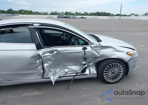 2016 Ford Fusion Titanium из США, поврежденный, VIN 3FA6P0K9XGR333923